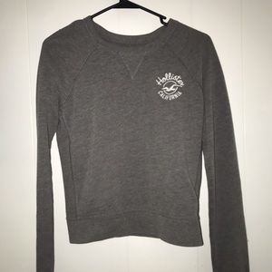 Hollister crew neck